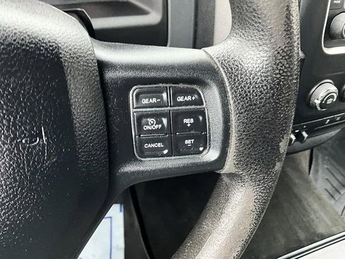 Used 2017 RAM 1500 Express w/ Black Ram 1500 Express Group AWD/4WD image 32