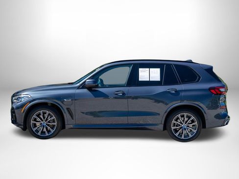Used 2022 BMW X5 xDrive45e w/ M Sport Package AWD/4WD image 4