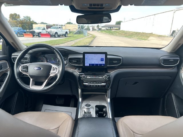 Used 2021 Ford Explorer Limited w/ Hybrid Equipment Group 310A AWD/4WD image 25