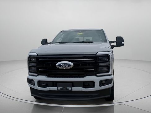 New 2026 Ford F250 Platinum image 4