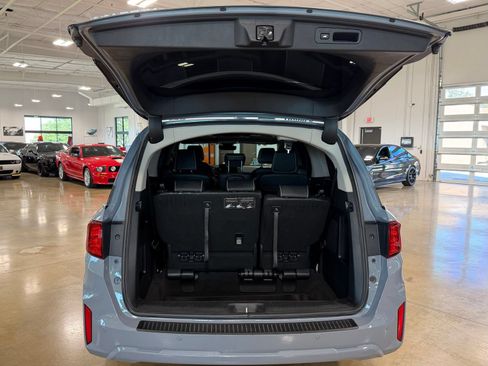 Used 2025 Honda Odyssey Elite image 31