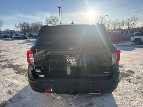 Used 2022 Ford Explorer Timberline image 3