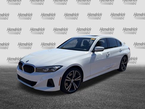 Used 2024 BMW 330i Sedan w/ Premium Package RWD image 5