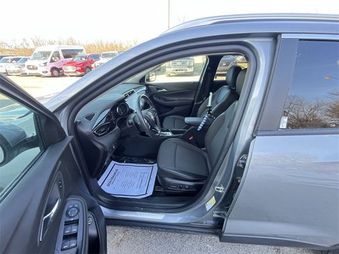 Used 2023 Buick Encore GX Select image 11
