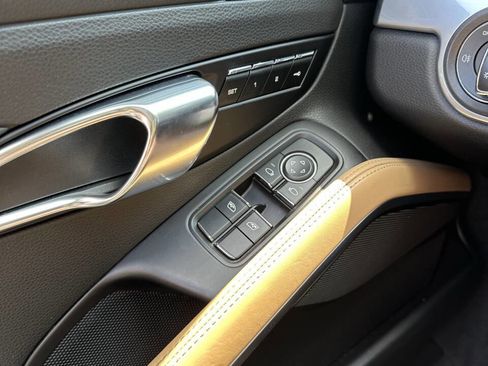 Used 2018 Porsche 718 Boxster image 26