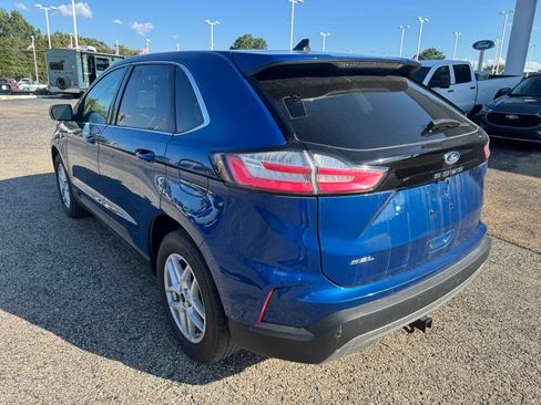 Used 2024 Ford Edge SEL w/ Convenience Package AWD/4WD image 5