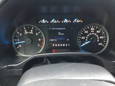 Used 2017 Ford F150 XLT w/ Equipment Group 302A Luxury AWD/4WD image 16