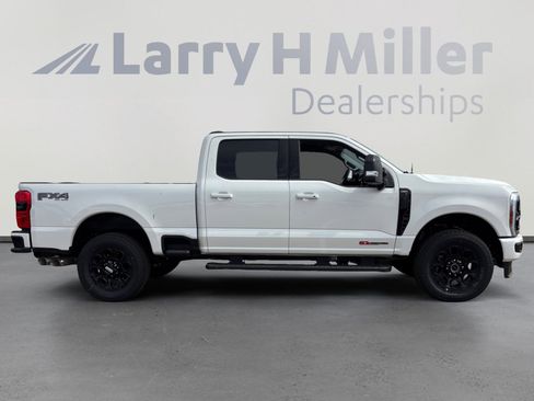 New 2026 Ford F350 Lariat w/ Black Appearance Package image 6