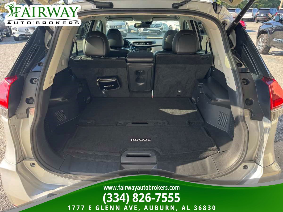 Used 2018 Nissan Rogue SL w/ Premium Package FWD image 27