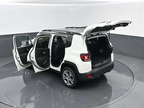 Used 2019 Jeep Renegade Limited AWD/4WD image 27