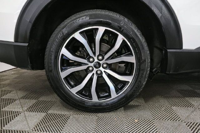 Used 2023 Ford Explorer ST-Line AWD/4WD image 16