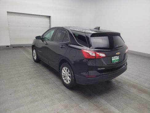 Used 2020 Chevrolet Equinox LS w/ LS Convenience Package FWD image 5