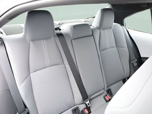 Certified 2025 Toyota Corolla SE w/ SE Premium Package FWD image 25
