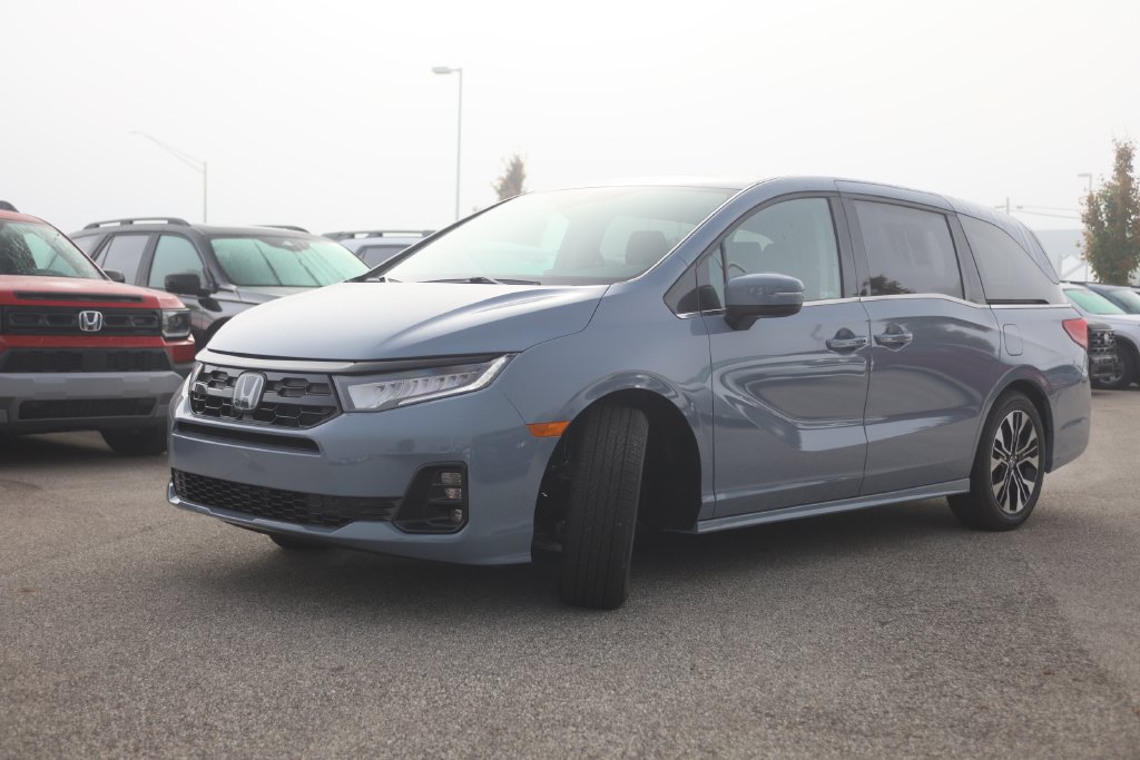 New 2027 Honda Odyssey Elite image 3