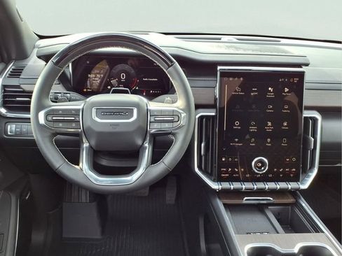 New 2026 GMC Acadia Denali w/ Super Cruise Package image 4