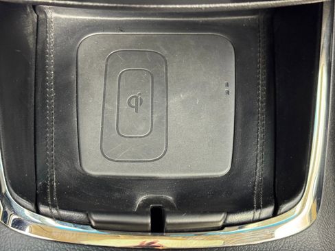 Used 2018 Toyota Avalon XLE Premium image 32