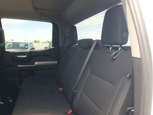 Used 2022 Chevrolet Silverado 1500 Custom image 11
