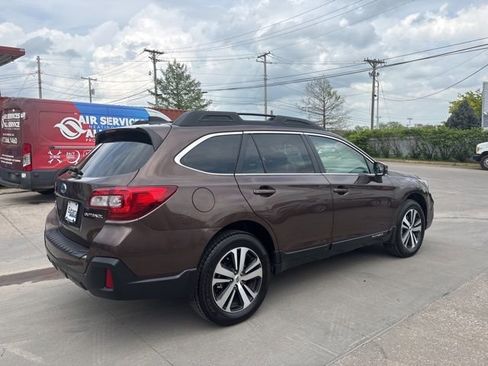 Used 2019 Subaru Outback 2.5i Limited image 7