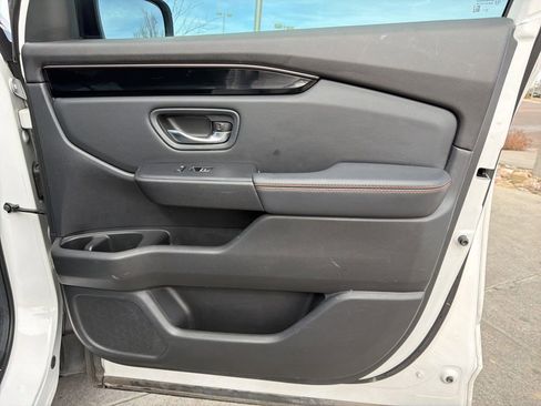 Used 2024 Honda Pilot TrailSport image 30