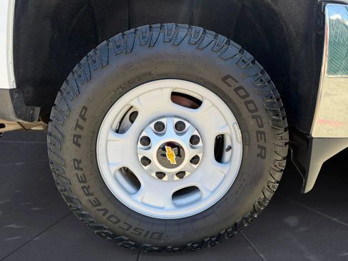 Used 2018 Chevrolet Silverado 2500 W/T w/ WT Convenience Package RWD image 38