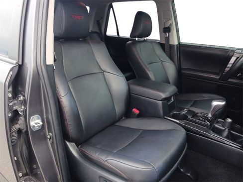 Used 2023 Toyota 4Runner TRD Off-Road Premium image 28