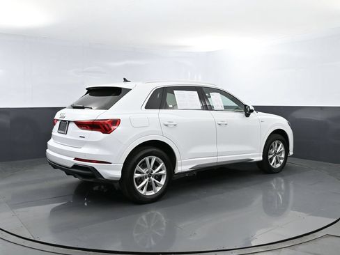 Used 2025 Audi Q3 2.0T Premium w/ Convenience Package AWD/4WD image 23