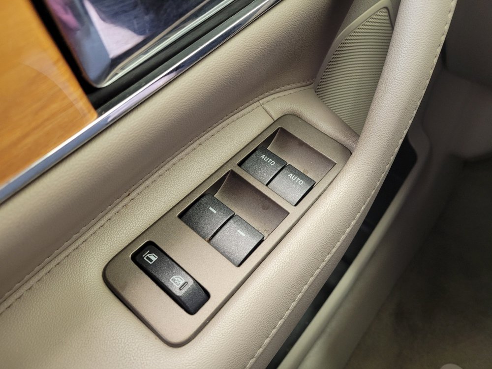 Used 2014 Lincoln MKX AWD w/ Equipment Group 102A image 27