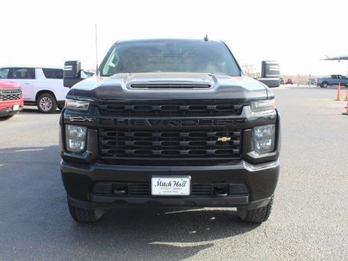 Used 2022 Chevrolet Silverado 2500 Custom w/ Custom Value Package image 8