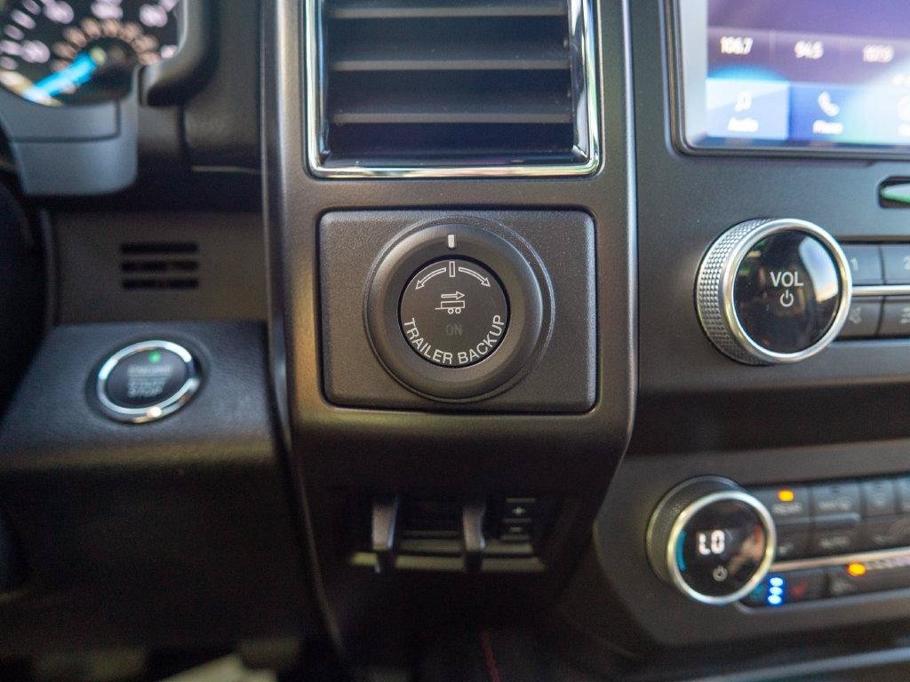 Used 2021 Ford Expedition Limited AWD/4WD image 30