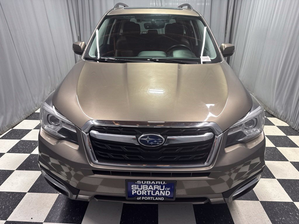 Used 2018 Subaru Forester 2.5i Touring w/ Popular Package #2 AWD/4WD image 2