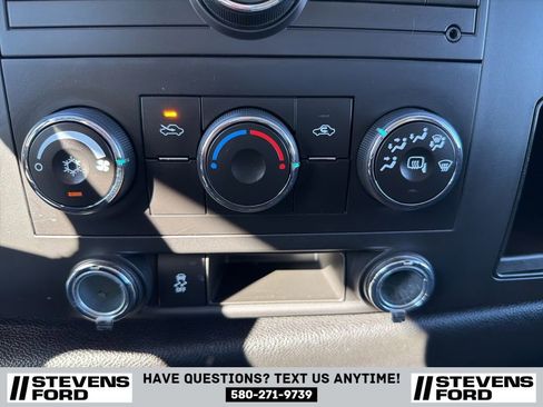 Used 2012 Chevrolet Silverado 1500 LT image 25
