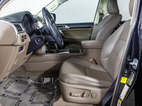 Used 2017 Lexus GX 460 460 image 21