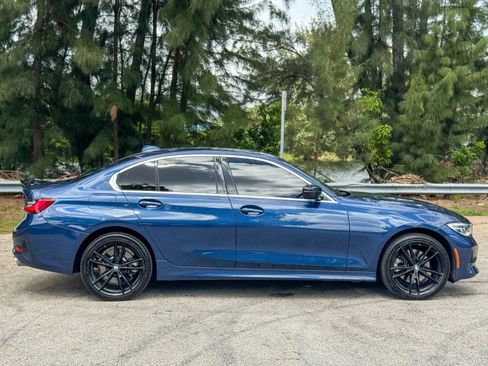 Used 2022 BMW 330i xDrive Sedan w/ Premium Package AWD/4WD image 2
