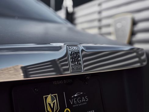 Used 2025 Rolls-Royce Phantom image 13