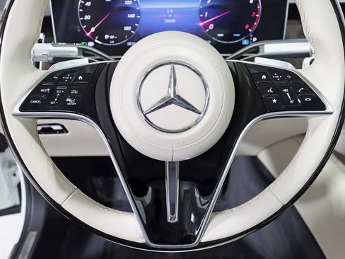 Used 2022 Mercedes-Benz S 500 4MATIC image 16