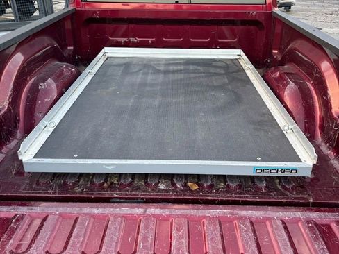 Used 2021 RAM 1500 Classic SLT AWD/4WD image 5