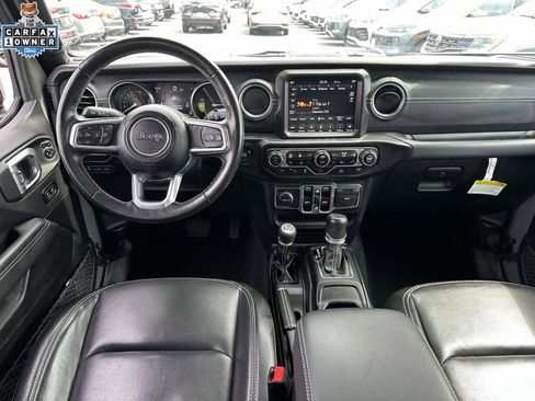 Used 2023 Jeep Wrangler Unlimited Sahara w/ Cold Weather Group AWD/4WD image 12