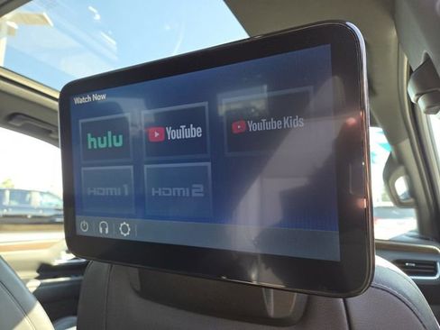 Used 2024 Chevrolet Tahoe High Country image 18