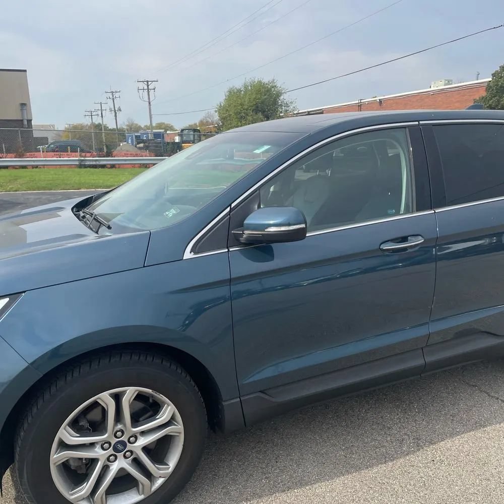 Used 2016 Ford Edge Titanium w/ Equipment Group 302A AWD/4WD image 2