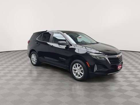 Used 2022 Chevrolet Equinox LT image 32