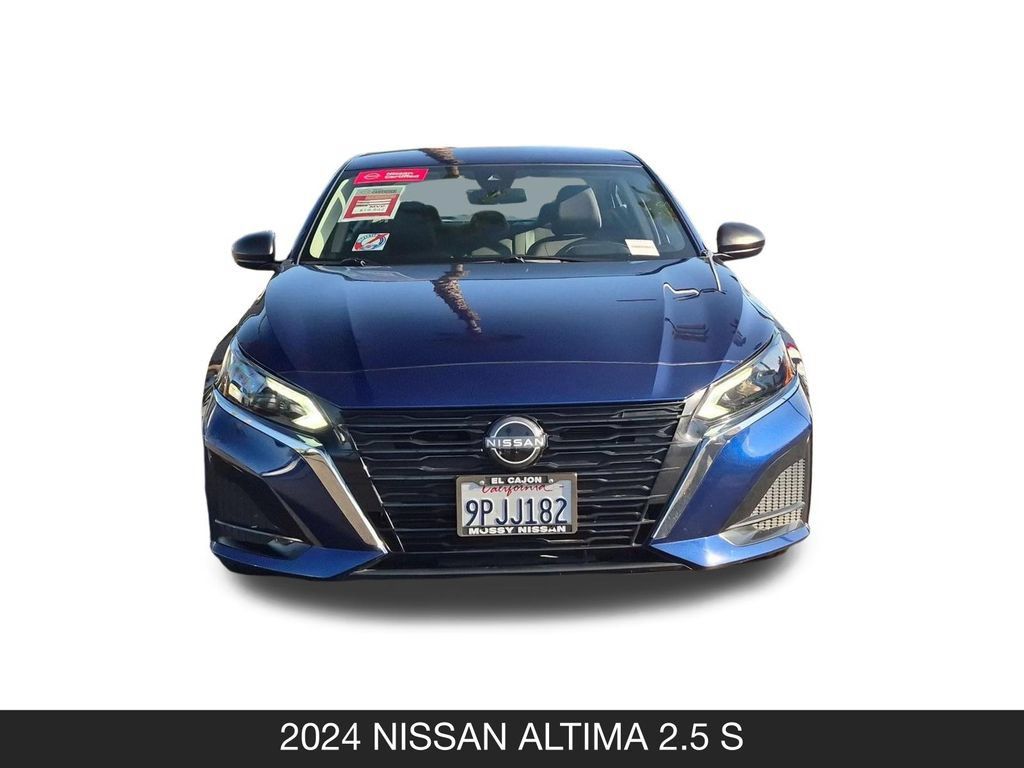 Certified 2024 Nissan Altima 2.5 S FWD image 4