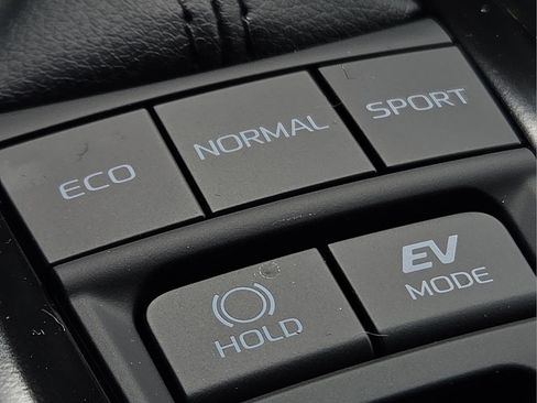 New 2026 Toyota Camry SE FWD image 22