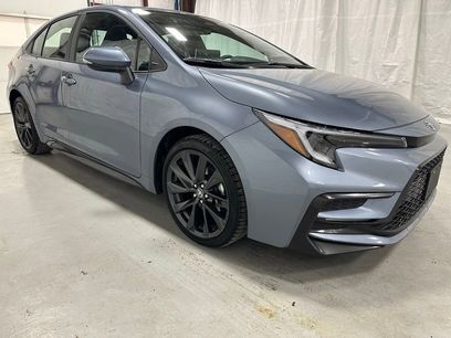 Used 2025 Toyota Corolla SE w/ SE Premium Package