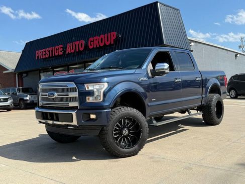 Used 2016 Ford F150 Platinum w/ Equipment Group 701A Luxury AWD/4WD image 21