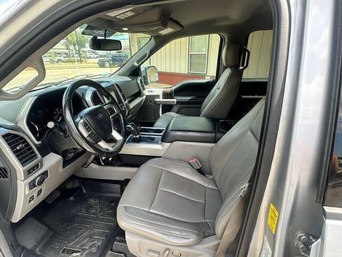 Used 2018 Ford F150 Lariat RWD image 11