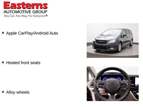 Used 2023 Chrysler Pacifica Touring-L FWD image 11