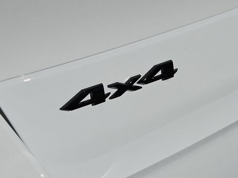 New 2025 Jeep Grand Cherokee L Limited image 6