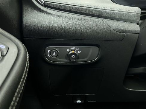 Certified 2024 Buick Encore GX Preferred w/ Comfort Package image 18