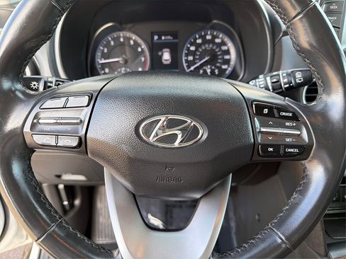 Used 2020 Hyundai Kona Limited image 16