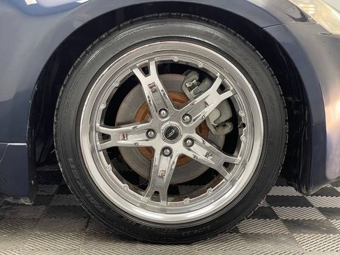 Used 2007 Nissan 350Z Touring RWD image 17